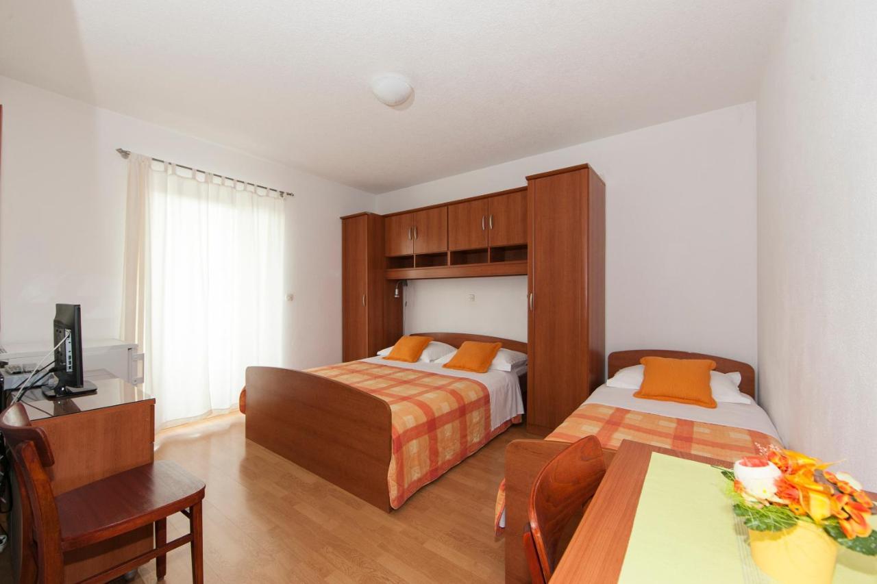 Apartments Milana 2 Tučepi المظهر الخارجي الصورة